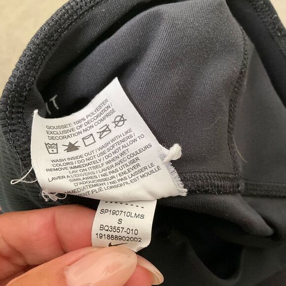 Nike Dri-Fit Running Capri Leggings - Picture 7 of 11